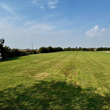 Luxury Isla Cottages, Bourne! Dog-Friendly, Countryside Views, Garden, Parking, 5Mins Pubs - Family Holiday Esterno foto